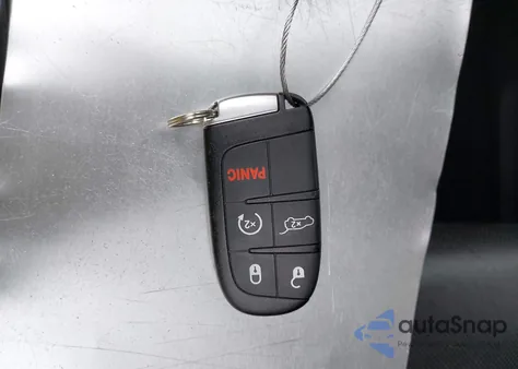 2015 Jeep Grand Cherokee Limited z USA, uszkodzony, nr VIN 1C4RJFBM2FC711715